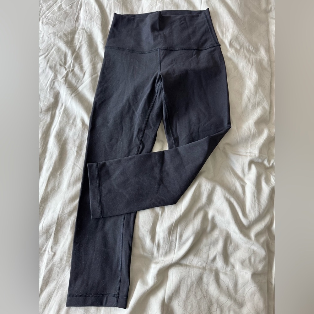 Lululemon exercise crop pants